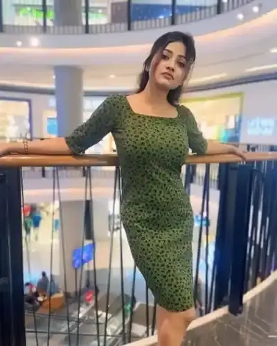 Call Girl Service in Machhlishahr